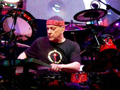 Neil Peart du groupe Rush en concert au Xcel Energy Center en mai 2008