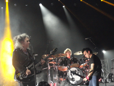 The Cure à El Paso le 10 octobre 2013 (Robert Smith, Jason Cooper and Simmon Gallup)