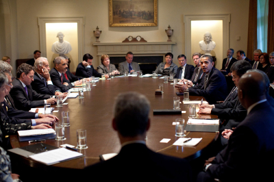 Aussi sérieuse qu'une réunion de ministres, l'Assemblée Générale de Yeehaa est un lieu où on ne se marre pas, mais alors pas du tout !